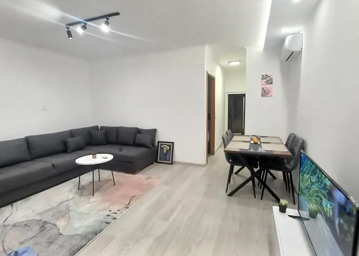 Flowers Apartment