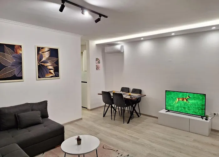 Flowers Apartment